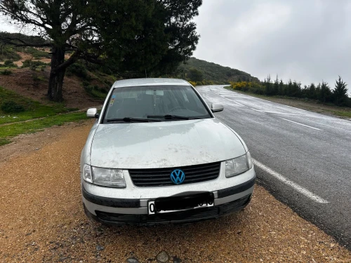 Volkswagen Passat 2000 B5