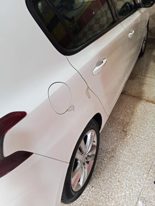 Peugeot 308 2014 T9
