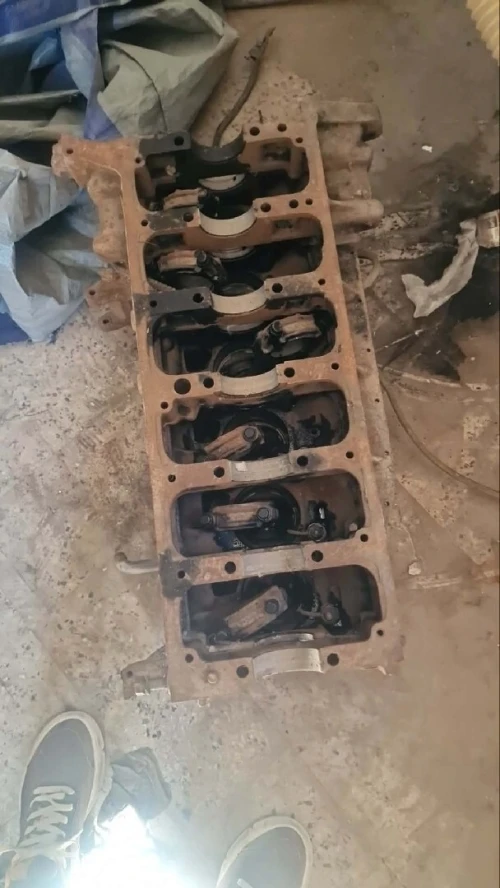Group avec piston Toyota 6 cylinder diesel