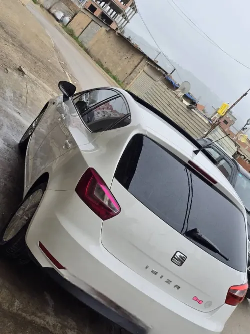 Seat Ibiza 2015 Fully +Toit ouvrant