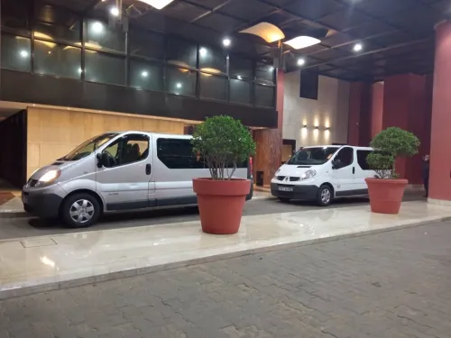 Location van 9 place avec chauffeur & passat & Audi A6 