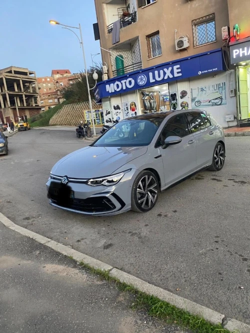 Volkswagen Golf 8 2024 R-Line