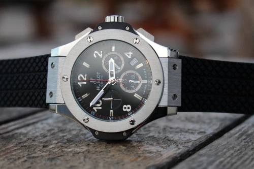 Montre de luxe HUBLOT BIG BANG Steel