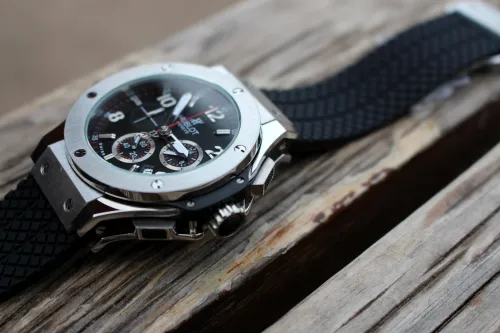 PROMOTIONS SOLDES: Montres HUBLOT BIG BANG Steel