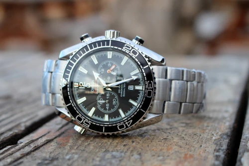 Montres de luxe OMEGA SEAMASTER Planet Ocean Chronographe Acier 