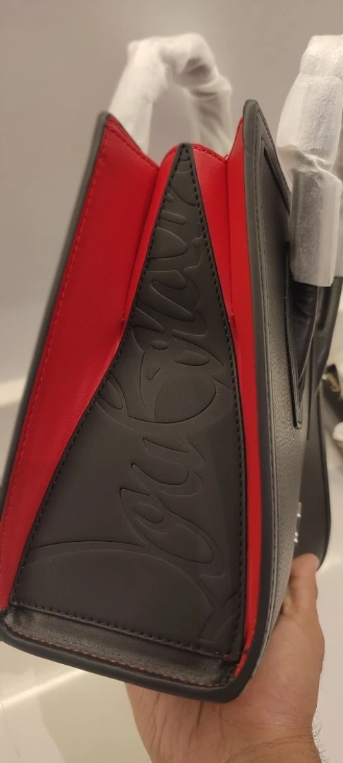 Sac à mains pour femmes CHRISTIAN LOUBOUTIN 