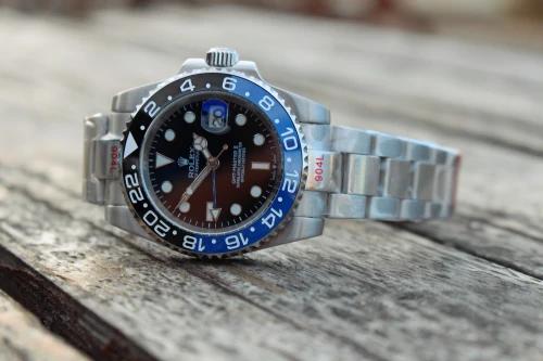 Montres pour hommes PROMOTIONS / SOLDES: ROLEX GMT MASTER 2 BATMAN