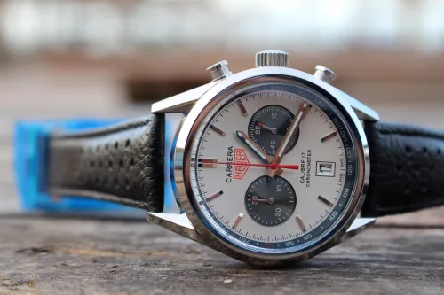 Montres pour homme TAG HEUER Calibre 17 
