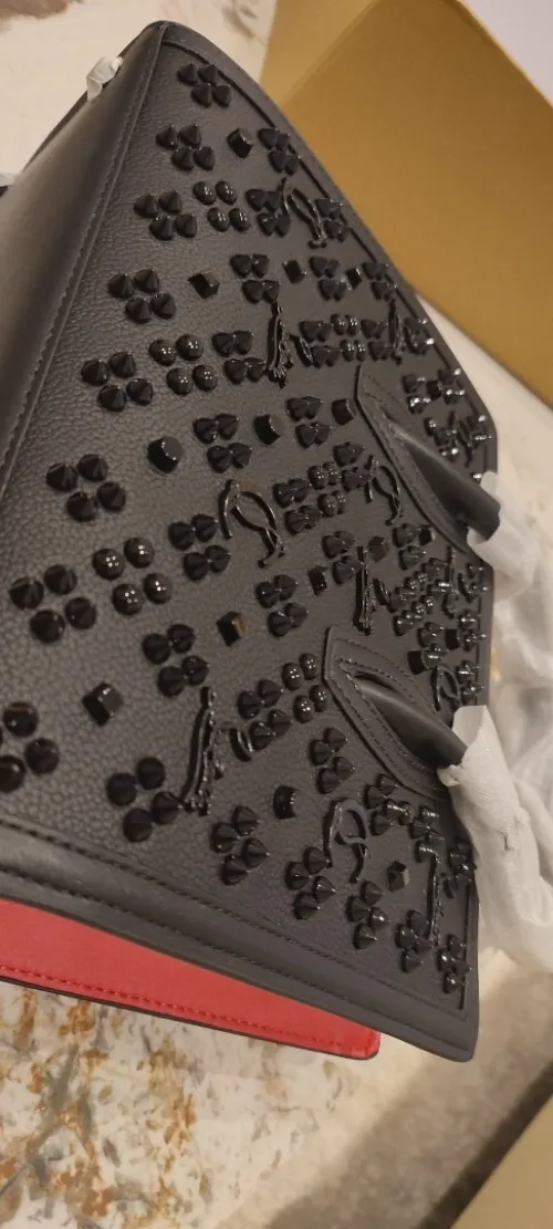 Sac à mains pour femmes CHRISTIAN LOUBOUTIN 