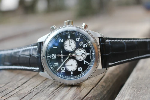 Montres pour hommes BREITLING Navitimer B01