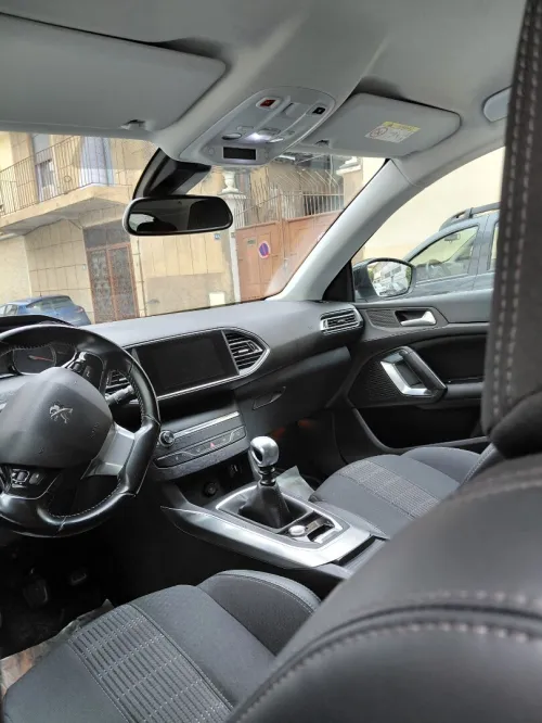 Peugeot 308 2022 Allure