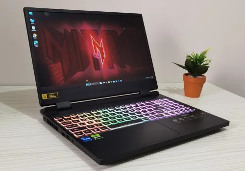 Acer nitro 5 I7-12650H RTX 4050 140W 8GB 512 144HZ 15.6