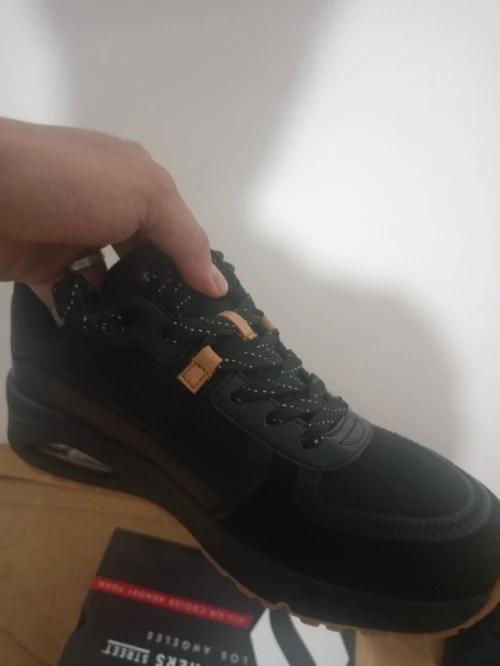 Skechers street
