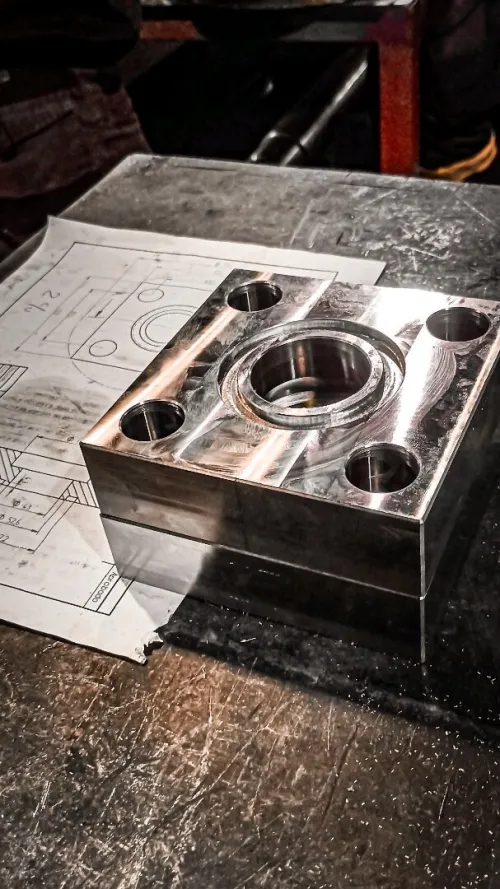 Usinage Mécanique de Précision . Pièces Industrielles