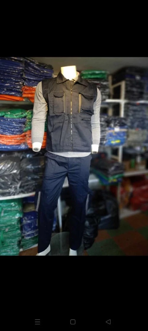 production + distribution tenues de travail + EPI 