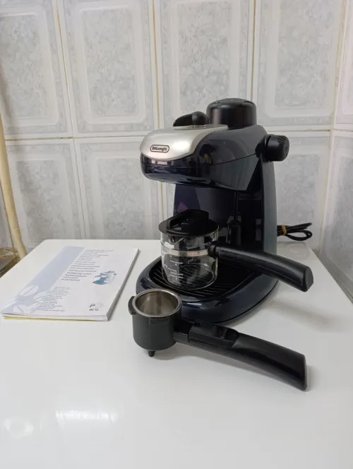Machine à café Delonghi