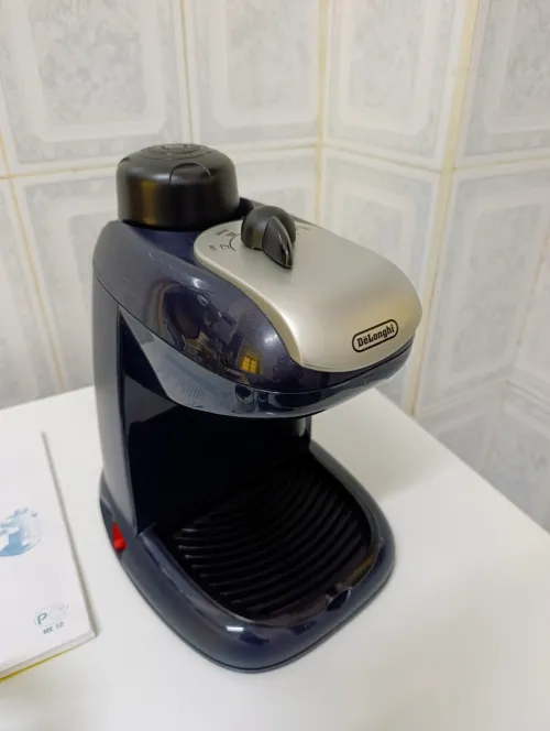 Machine à café Delonghi
