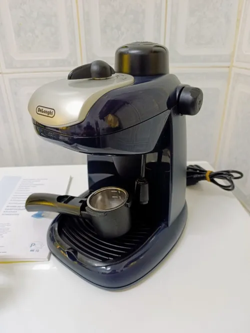 Machine à café Delonghi