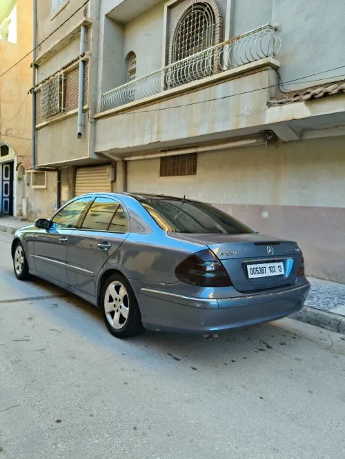 Mercedes Classe E 2003 E220