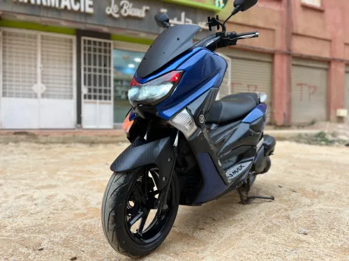 YAMAHA NMAX 