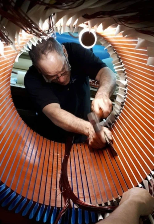 BOBINAGE DE MOTEURS ÉLECTRIQUES 