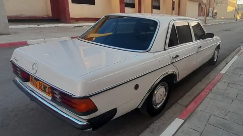 Mercedes Classe E 1982 Classe E