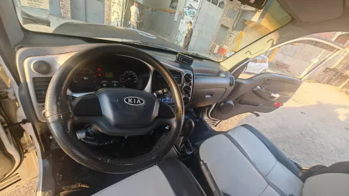 Kia K2700 frigo 2013