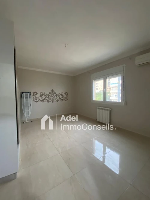 Location Appartement F4 Annaba Annaba