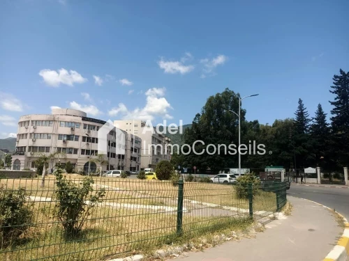 Location Appartement F5 Annaba Annaba