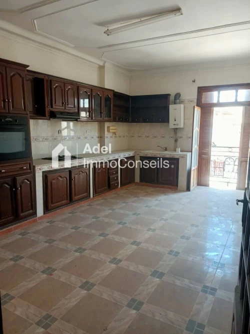 Location Appartement F4 Annaba Annaba