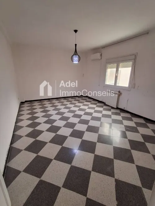 Location Appartement F5 Annaba Annaba