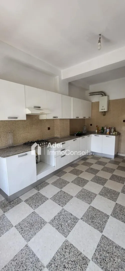 Location Appartement F4 Annaba Annaba