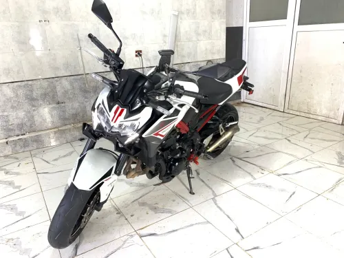 Kawazaki Z900 2023