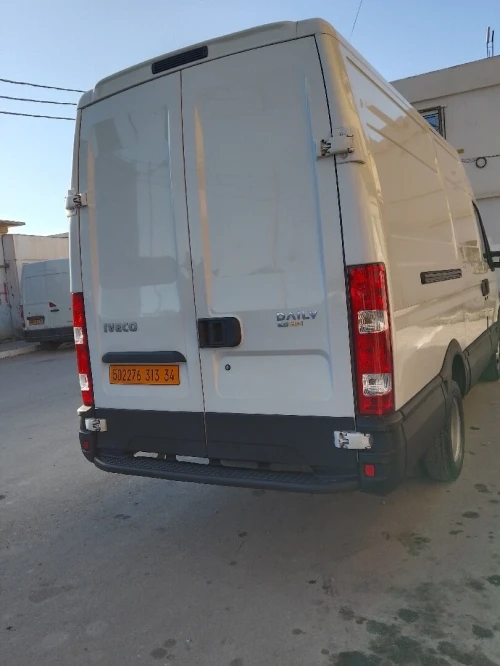 Iveco 35c15 2013