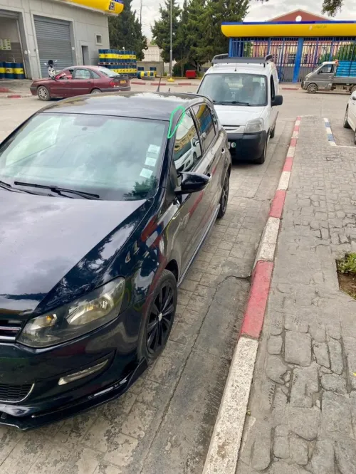 Volkswagen Polo 2012 Black et Silver