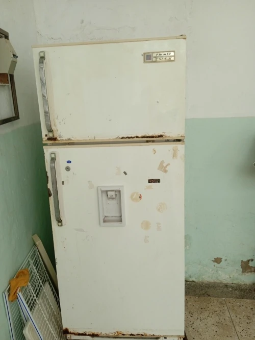 Réfrigérateur eniem 520 L