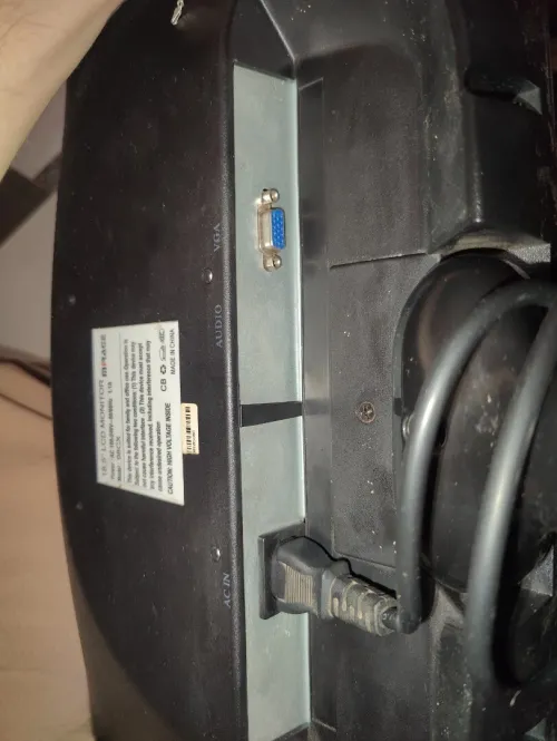 Bon la feeer Écran de pc MiRAGE la feeer VGA