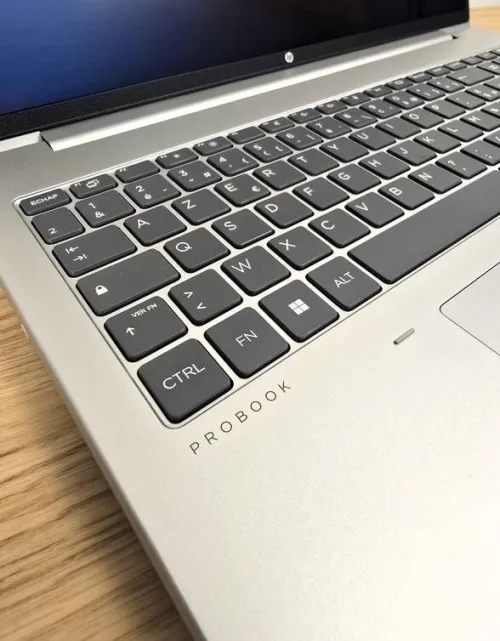 HP ProBook 460 G11 Ultra 7 155U / 32 Go DDR5 / SSD 1000 Go