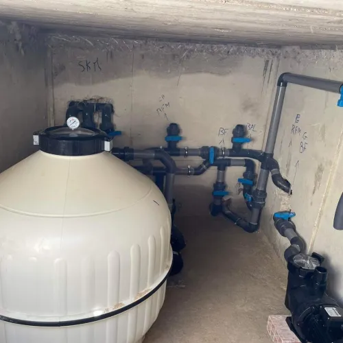 Installation d'équipements de piscines et jacuzzi 