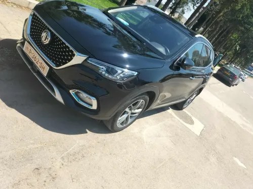 MG EHS 2022 LUXURY