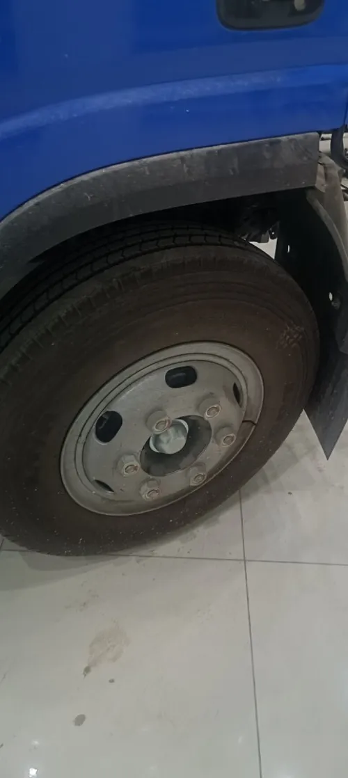Isuzu Super jombo 2025