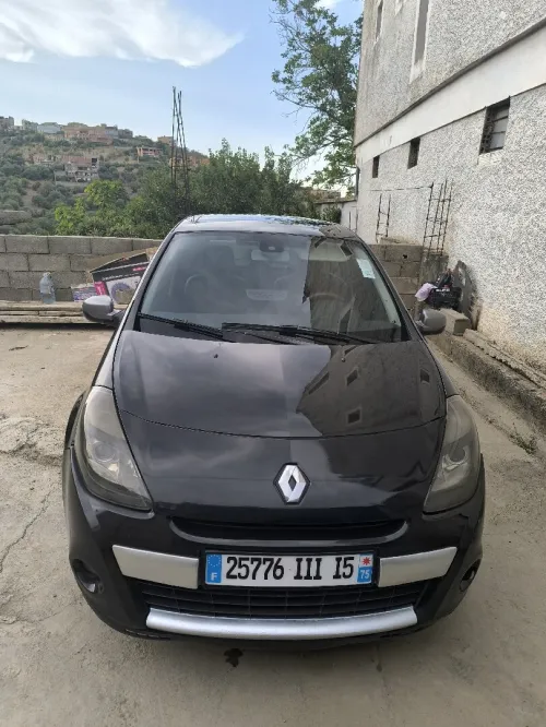 Renault Clio 3 2011 Night and Day