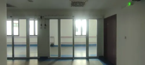 Porte blinde aluminium Série 75000 avec lecteur cib 