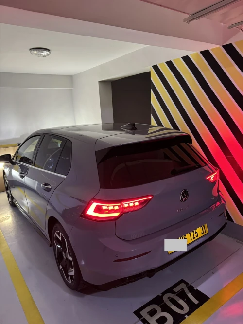 Volkswagen Golf 8 2025 R-Line