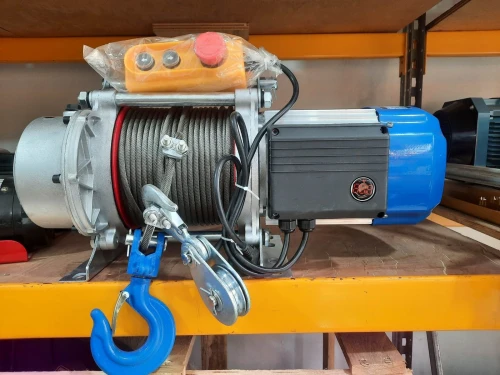 Treuil monte charge électrique 1500kg 220v
