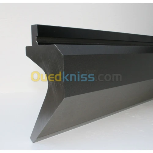 Outillage de Pliage (poinçons et matrices)