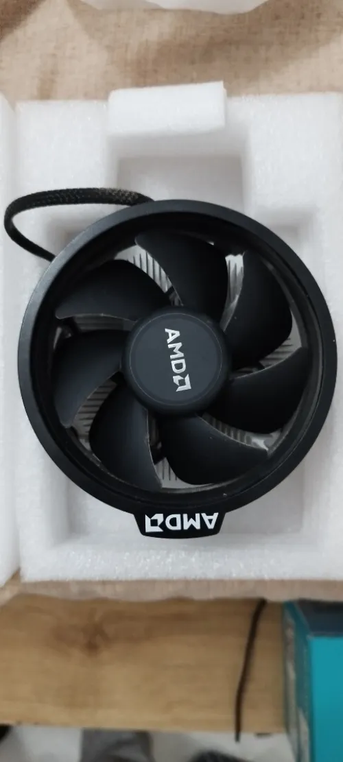 Rayzen 5 5700G