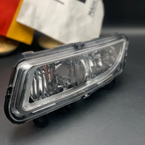 FEU ANTIBROUILLARD POLO 6R (VW/SEAT/SKODA/AUDI)