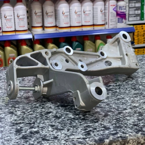 PORTE BERCEAU AVANT COTE GAUCHE 1K0 (VW/SEAT/SKODA/AUDI)