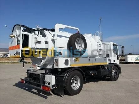 Camion vidangeur déboucharge zarbout